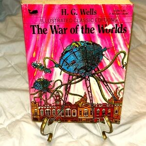 📚BOOK SALE 5 for $20📚 The War Of The Worlds By H.G. Wells 1983, Moby Books